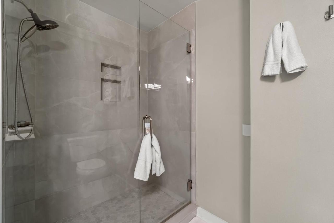 “lotusland” Origin At Seahaven! Apartment